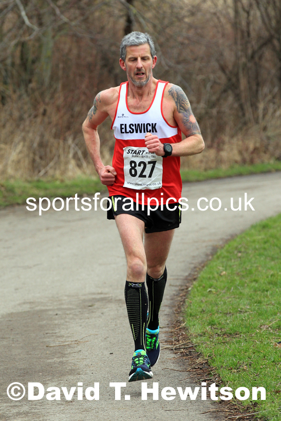 Senior women and veteran women and men over-50s NECAA Road Relay Champs., Hetton Lyons Park, Hetton le Hole, County Durham. Photo: David T. Hewitson/Sports for All Pics